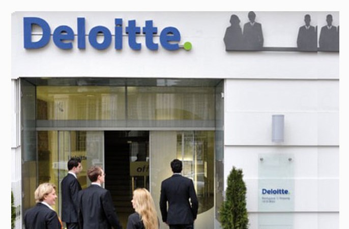 Deloitte: Doanh số của các doanh nghiệp lớn nhất nước Anh sẽ giảm hơn 20%